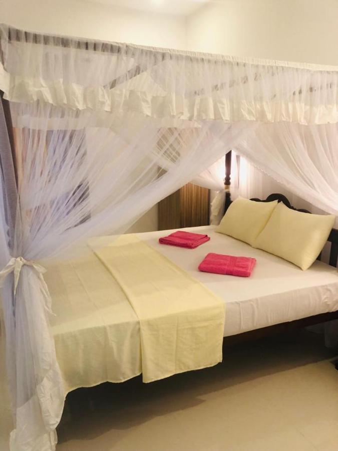 Coral Palm Villa&Apartment Unawatuna Esterno foto