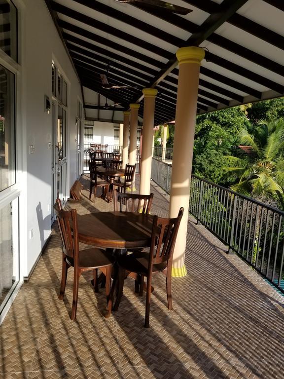 Coral Palm Villa&Apartment Unawatuna Esterno foto