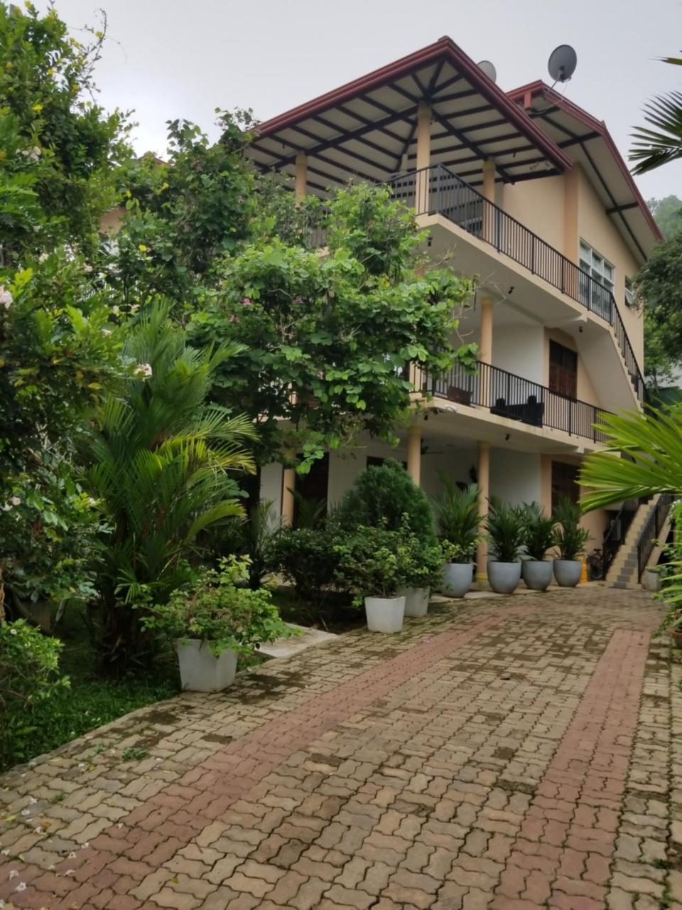 Coral Palm Villa&Apartment Unawatuna Esterno foto
